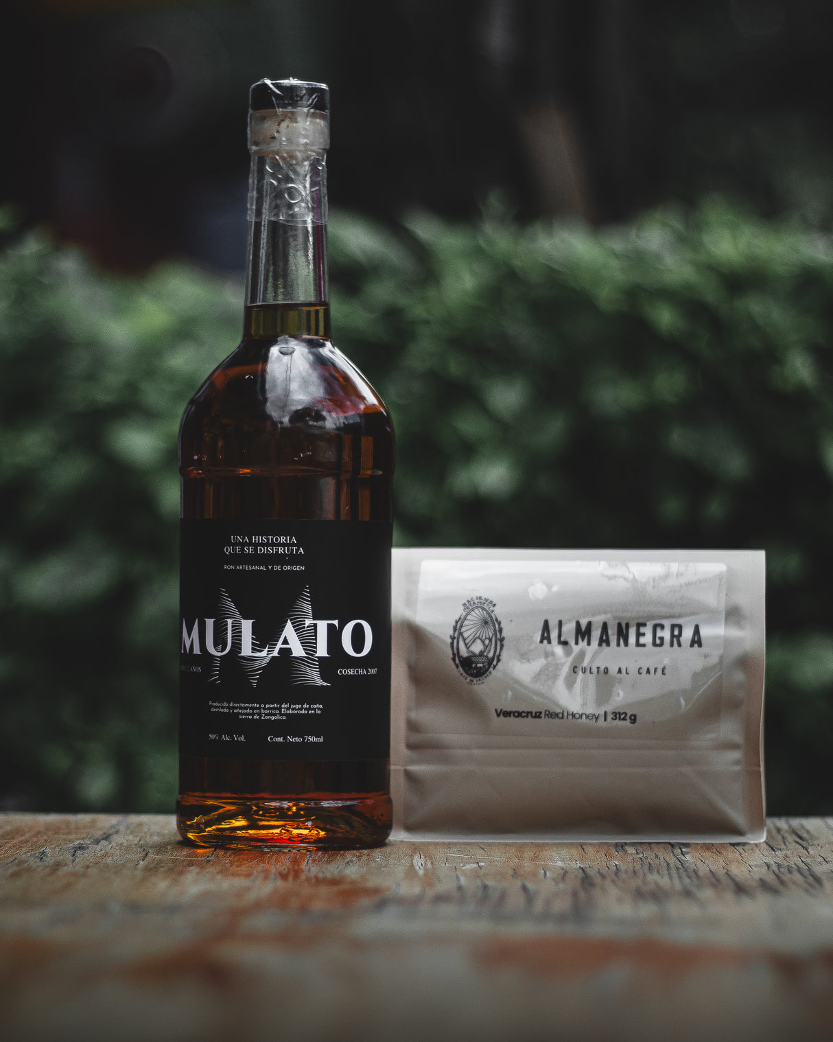 Coyamelta x Almanegra Colaboracion Ron artesanal Mulato / Cafe Red Honey