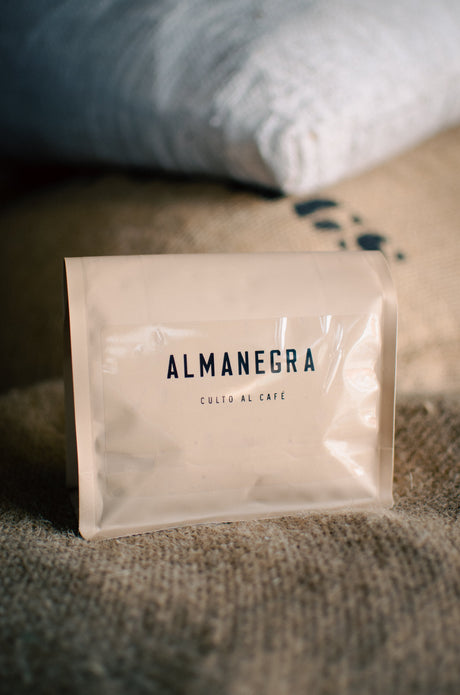 Café en grano y molido (disponible)