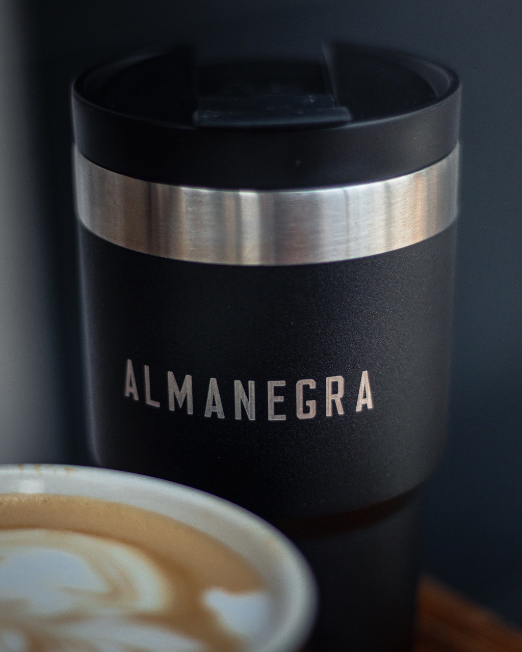 Almanegra RIVERS Wallmug Shade